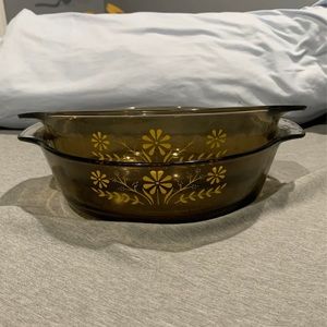 Vintage Pyrex Set of 2